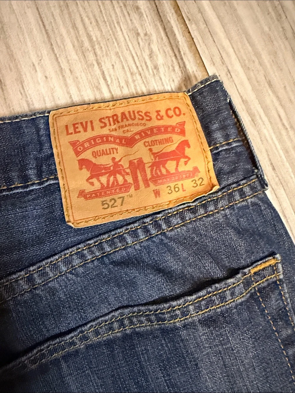 Levi's Men's Dark Blue Straight-Leg Jeans
